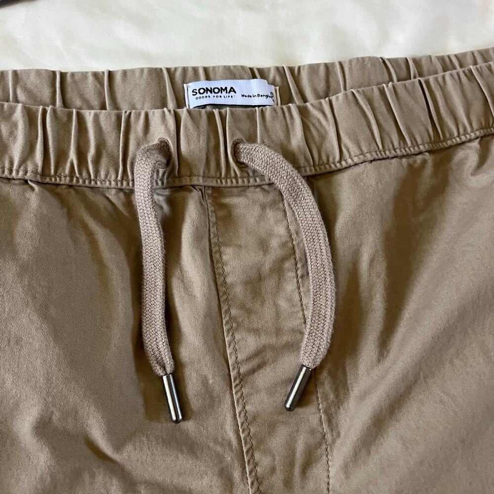 Beige & Tan Pull On Drawstring Short Bundle Men's Sz 50 8.5 inch inseam - Picture 6 of 8
